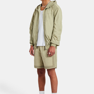 Vente en gros Ensemble short coupe-vent unisexe personnalisé pour hommes Ensemble coupe-vent court avec fermeture éclair en nylon de couleur unie - Product Image 3