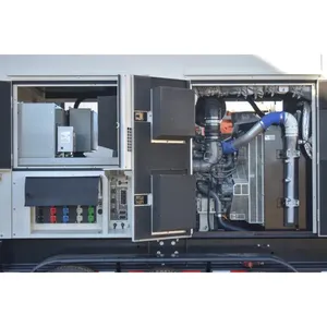 Groupe électrogène diesel industriel 320 kW avec sélecteur de tension, sorties multi-raccords, remorquable, pour alimentation de secours commerciale - Product Image 3