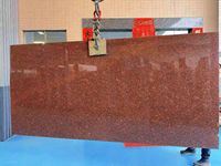 Dalles de granit rouge d'Inde de l'usine de Yunfu, finition polie haute brillance, pour panneaux muraux, sols, cadres de portes et design de marches