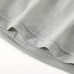 Pantalones cortos de compresión fabricados en Pakistán, pantalones cortos transpirables de alta calidad para gimnasio y fitness - Product Image 4