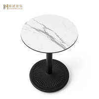 Table de bistrot de patio commerciale avec plateau en stratifié et base en fonte robuste thermolaquée, ronde de 700 mm, qualité extérieure