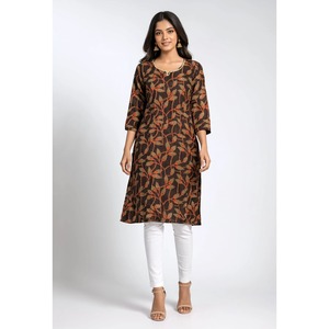 Kurta en popeline de coton noir à imprimé floral pour femme, style décontracté, respirant, tenue ethnique quotidienne, col bateau, manches raglan trois-quarts - Product Image 1