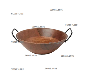 Tazón de madera para servir alimentos de diseño clásico con asas de hierro Forma redonda Color de la frente Tazón para servir dulces en la India - Product Image 6