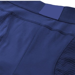 Pantalones cortos de gimnasio para hombre de tendencia, nuevo estilo, pantalones cortos de entrenamiento transpirables, pantalones cortos de Fitness para correr de secado rápido, características de compresión de talla XL 2025 - Product Image 4