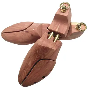 Verstellbarer europäischer Voll schuh hält Split Toe Red Cedar Schuh baum/Schuhs panner mit Silber ring. -ST06CV