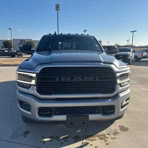 Camioneta pickup Laramie Turbo de 2022 RAM 2500 con transmisión automática interior oscura - Product Image 1