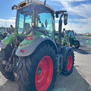 Compre tractor agrícola de calidad superior Fendt 900 Vario 4x4 Tractor de ruedas Precio al por mayor Entrega rápida para agricultura moderna - Product Image 5