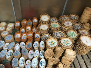 Plateau en rotin incrusté de nacre, incrustation naturelle de coquillages en rotin pour utilisation sur table de restaurant, Vietnam par 99 Gold Data - Mme Violet - Product Image 3