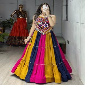 Navratri Use rayón con espejo Kutchi Work Lehenga Choli Compras en línea a precio mayorista Fabricante de Surat - Product Image 1