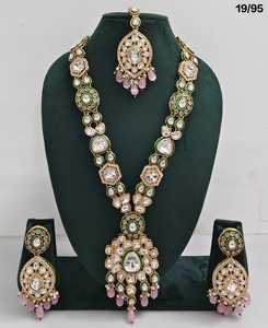 Antique Gold Plated <b>Long</b> Jewellery Set With Kundan Stone And Minakari Work Jewellery Set With <b>Earring</b> And Mangtika Set <b>For</b> <b>Women</b> - Product Image 3
