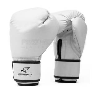 Guantes de boxeo ligeros de servicio OEM para hombres Guantes de boxeo de material sólido con logotipo personalizado para hombres - Product Image 1