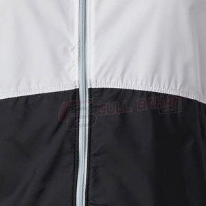 Veste coupe-vent pliable pour femme avec capuche pour les voyages d'hiver, la randonnée et les jours de pluie avec doublure en nylon-Vêtements de plein air - Product Image 6
