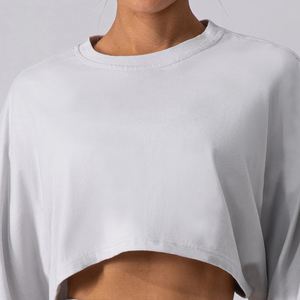 Top corto con logotipo personalizado para mujer, camiseta transpirable de manga larga de gran tamaño a la moda, camiseta sin mangas recortada para mujer - Product Image 4