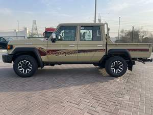 Toyota Land Cruiser 79 Série LX V6 neuve/d'occasion, spécifications GCC 2026, à vendre - Product Image 2