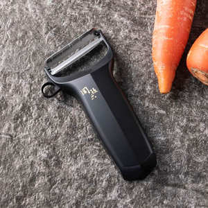 Kai Sekimagoroku Compact Manual Stainless Steel <b>Peeler</b> with Sharp Blade DH3341 Made in Japan Black - Product Image 5
