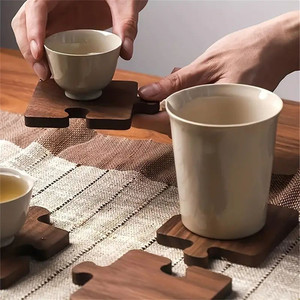 Posavasos de madera con forma de rompecabezas y logotipo personalizado con tarifa mayorista del fabricante indio - Product Image 2