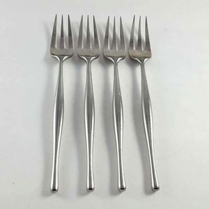 ชุดช้อนส้อมชุบเงินสุดหรูเครื่องใช้ในโรงแรมทำจากโลหะสแตนเลสเครื่องเงินสุดหรู - Product Image 3