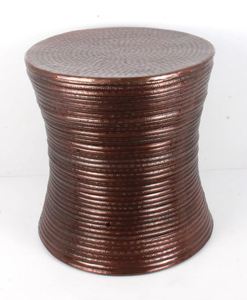 Mesa de diseño martillado sólido de aluminio más vendida con tapa y mesa de centro de acabado antiguo de latón para salas de estar - Product Image 3