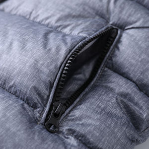 Fabrication de vestes bulle personnalisables Vestes chaudes durables avec couleur et logo personnalisés Idéal pour l'image de marque et les vêtements d'extérieur - Product Image 5