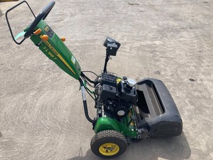 Tondeuse autoportée professionnelle John Deere pour terrains gazonnés – Haute efficacité – Équipement de jardinage – Prix usine - Product Image 3