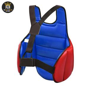 Precio de fábrica de alta calidad, diseño personalizado, protectores de pecho de boxeo para ropa de entrenamiento, juegos de boxeo de cuero genuino, protector de pecho de boxeo - Product Image 2