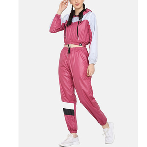 Venta caliente 10% Descuento Último chándal elegante Conjunto de chándal Mujeres Velour Hoodie Jogger Patchwork Chándal Terciopelo de dos piezas - Product Image 6