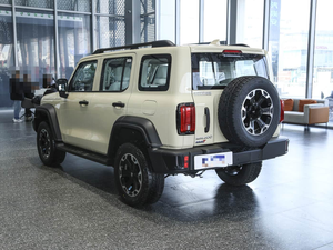 SUV Híbrida 4x4 Usada 2025 con Motor Híbrido Gasolina/Eléctrico, Autonomía Eléctrica, Transmisión Automática, Capaz para Todoterreno, Suministrada desde Japón - Product Image 2