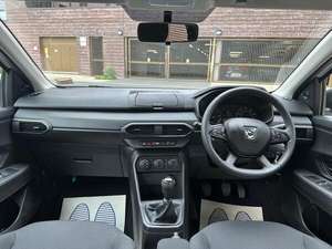 DACIA SANDERO 1.0 USADO CON VOLANTE A LA IZQUIERDA/DERECHA - Product Image 3