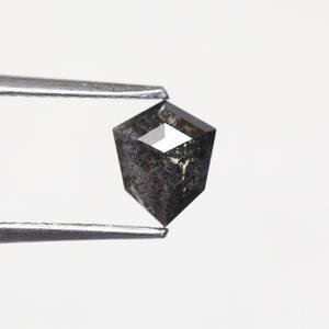 0.90 Ct Rustique Noir Diamant Bouclier Cut Unique Bague de Fiançailles Personnalisée Artisan Bijoux Designs avec Diamants Naturels En Vrac - Product Image 3