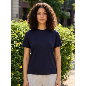 เสื้อยืดผู้หญิงแบบเรียบ - Product Image 1