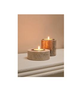 Elegante portavelas de mármol diseñado para hogares modernos que mejora la calidad del ambiente general durante las horas nocturnas después del trabajo diario. - Product Image 1