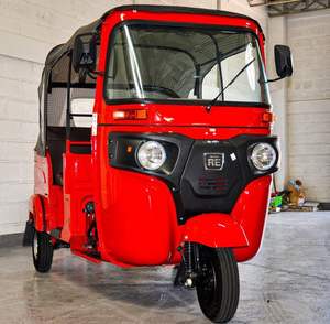 Triciclo de 3 Ruedas Bajaj RE 2024 2025 NUEVO CERTIFICADO en Venta, Listo para Enviar - Product Image 3