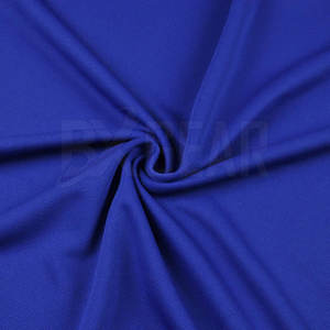 Uniforme de football léger et durable fait de tissu de maille de polyester pour le confort augmenté et le contrôle de sueur - Product Image 6