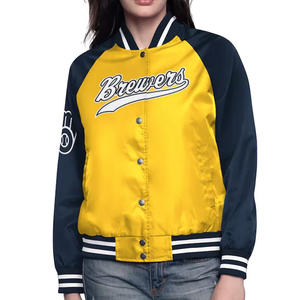 Chaqueta de béisbol de satén de alta calidad para mujer Chaquetas universitarias bordadas en tallas grandes Servicio OEM para la temporada de invierno - Product Image 3