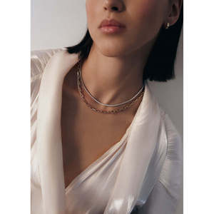 Collar de Cadena de Oro de 14k Mia con Diamantes y Perlas con Baño de Rodio, Estilo Religioso Clásico para Boda, Compromiso o Regalo - Product Image 4