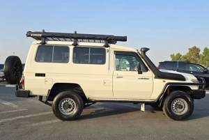 Toyota Land Cruiser 2017, Todoterreno, Volante a la Derecha, 4.5 L Diésel, Manual (PM07571) - Product Image 4