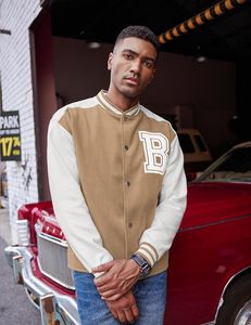 Chaquetas universitarias de primera calidad con cuerpo de lana y mangas de cuero, chaquetas OEM Letterman, chaquetas de equipo deportivo escolar al por mayor - Product Image 3