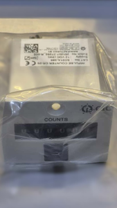 เครื่องนับการกระตุกซีรีส์ CR26 GIC ผลิตจากพลาสติกสำหรับงานอุตสาหกรรม ใช้พลังงานไฟฟ้ากระแสตรง พร้อมหน้าจอแสดงผลแบบอนาล็อก ดีไซน์กะทัดรัดและทนทาน - Product Image 3