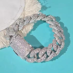 Bracelet artisanal Sept Merveilles en or blanc 18 carats avec chaîne et moissanite, bracelet jonc en diamant, cadeau pour - Product Image 6