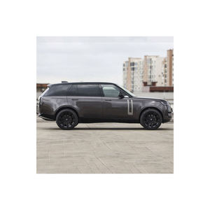 Range Rover Velar avec contrôle de climatisation à quatre zones pour un confort personnalisé - Product Image 2