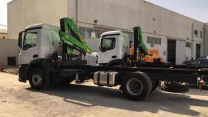 New 5T Truck Mounted Crane with Knuckle Boom Gearbox and Pump Core Components 5 Ton Rated Loading Capacity - Product Image 3