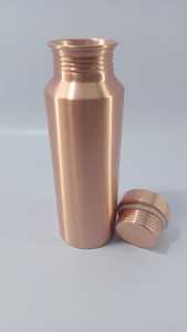 Vente la plus chaude Haxagon International 100% Bouteille d'eau en cuivre Artisanat naturel personnalisé Revêtement anti-corrosion écologique - Product Image 5