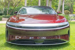 รถยนต์ไฟฟ้าสภาพดีเยี่ยม ปี 2023 LUCID AIR TOURING ระบบขับเคลื่อนสี่ล้อแบบมอเตอร์คู่ ระยะทางวิ่ง 384 ไมล์ พร้อมจัดส่ง - Product Image 5