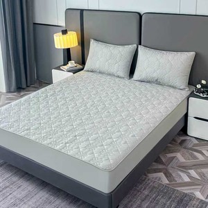 Protège-matelas imperméable anti-acariens et anti-punaises de lit, doux et de qualité supérieure, avec traitement ultrasonique - Product Image 1