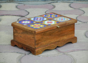 Organisateur de bijoux de boîte de rangement de carreaux de céramique en bois massif de style indien fait à la main avec taille de couleur personnalisable pour les cadeaux - Product Image 3