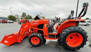 Tractor de Ruedas Kubota L3560HST-LE 2025 de 60HP con Componentes Centrales: Motor, Bomba, Cojinete y Caja de Cambios para Granjas - Product Image 3