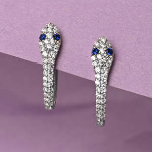 Pendientes de Aro CLARA de Plata de Ley 925 con Diseño de Serpiente de Ojo Azul y Patrón de Animal - Product Image 2