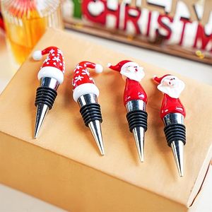 จุกปิดขวดไวน์ทำจากซิลิโคนทำจากสังกะสีพร้อมตกแต่งหมวกคริสต์มาสใช้ซ้ำได้สำหรับเครื่องดื่มของตกแต่งในช่วงฤดูหนาวเทศกาลคริสต์มาสปาร์ตี้ - Product Image 5