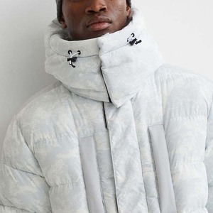 Veste bouffante de rue haute pour hommes, hiver, chaude et respirante, avec capuche en toile, tissu OEM/ODM avec logo à bas prix, vente en gros personnalisée - Product Image 5