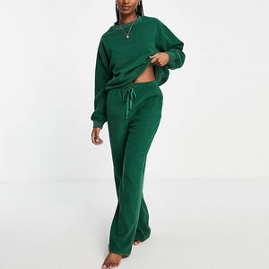 Ensemble deux pièces personnalisé de haute qualité Joggers surdimensionnés et pull sweat respirant survêtement pour femme - Product Image 1